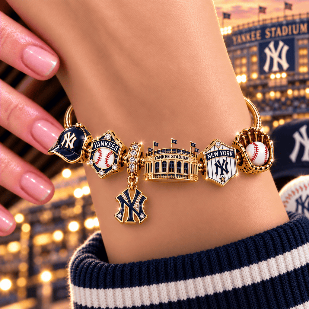 NYY Gold Charm Bracelet Set NHVH