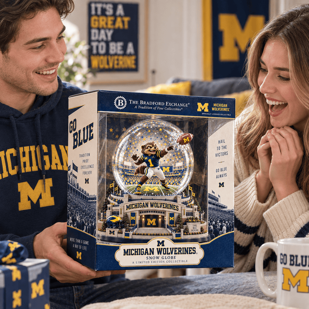 MWR Premium Sculpted Collector Water Globe NTNA